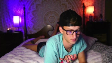 Anotherskinnyboy  11-10-2021 video slap